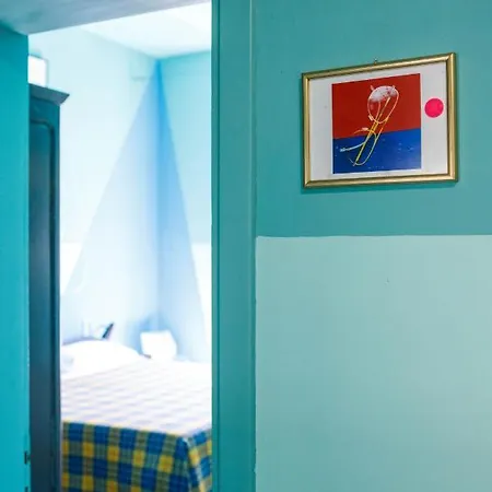 La Bougainville Tuscan Riviera B&B 2* Виареджо